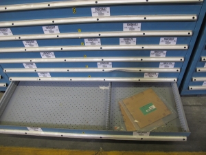 LISTA HEAVY DUTY 9-DRAWER PARTS CABINET W/ CONTENTS (W-50) LOADING & HANDLING FEE $25-